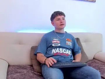 leoo_miller on Chaturbate