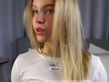 lipswithsmileonthem — GOAL: make my bed wet after you <3 [489 tokens remaining] Hello, I'm Ami #newLet's immerse ourselves in an atmosphere of pleasure together #young #shy #cute #tease