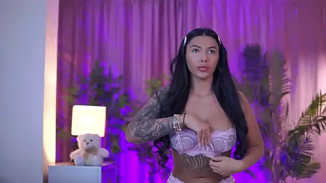 AishaaDevoe — get rid of your clothes