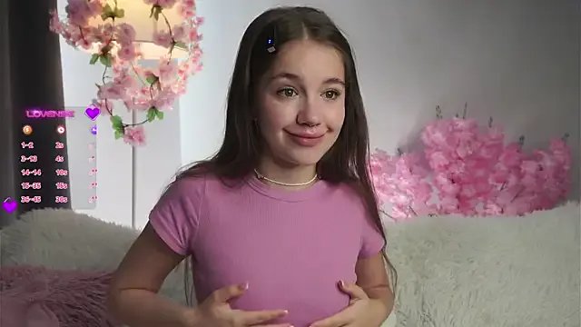 AmiLewis on StripChat