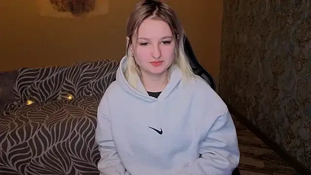 grase_neon — Freechat on StripChat