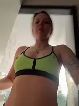 LikaCat — Naked masturbate 