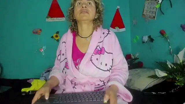 SheraHadee — dildo in my pusy